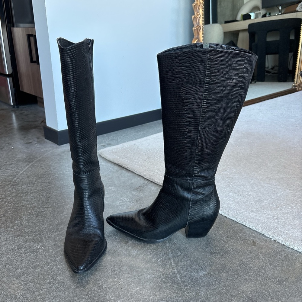 Matisse Black Textured Heeled Boots